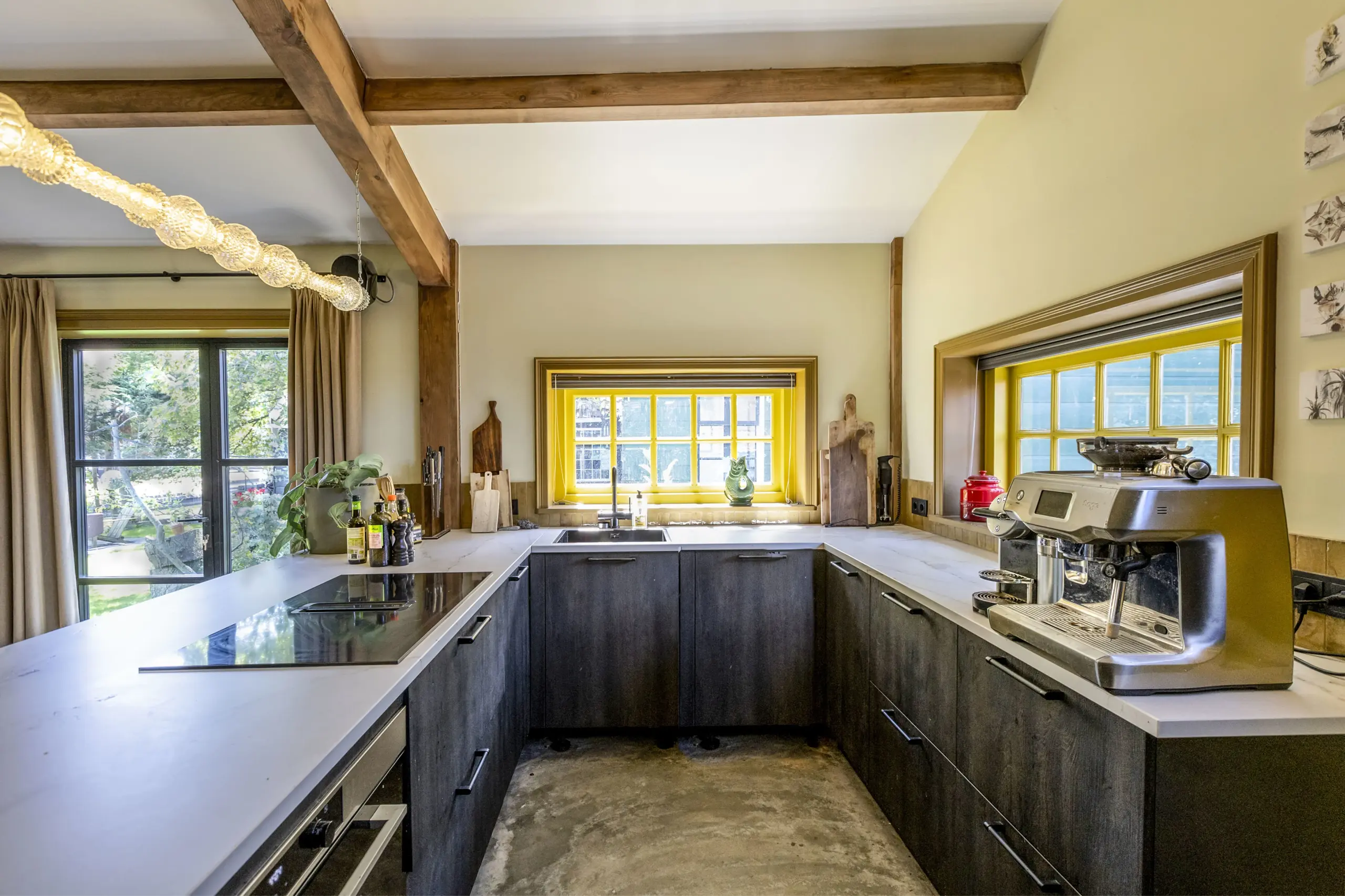 Le Coq Meeting & Lodging
